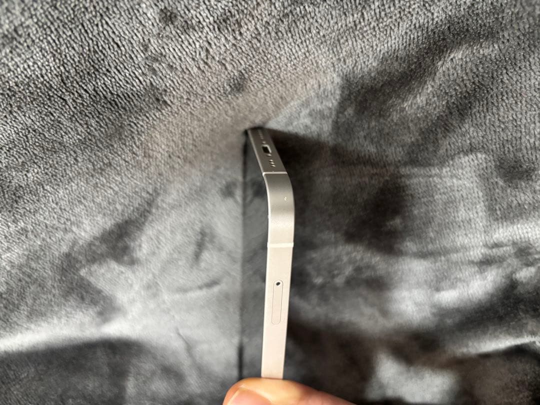 iPhone 12 本体のみ