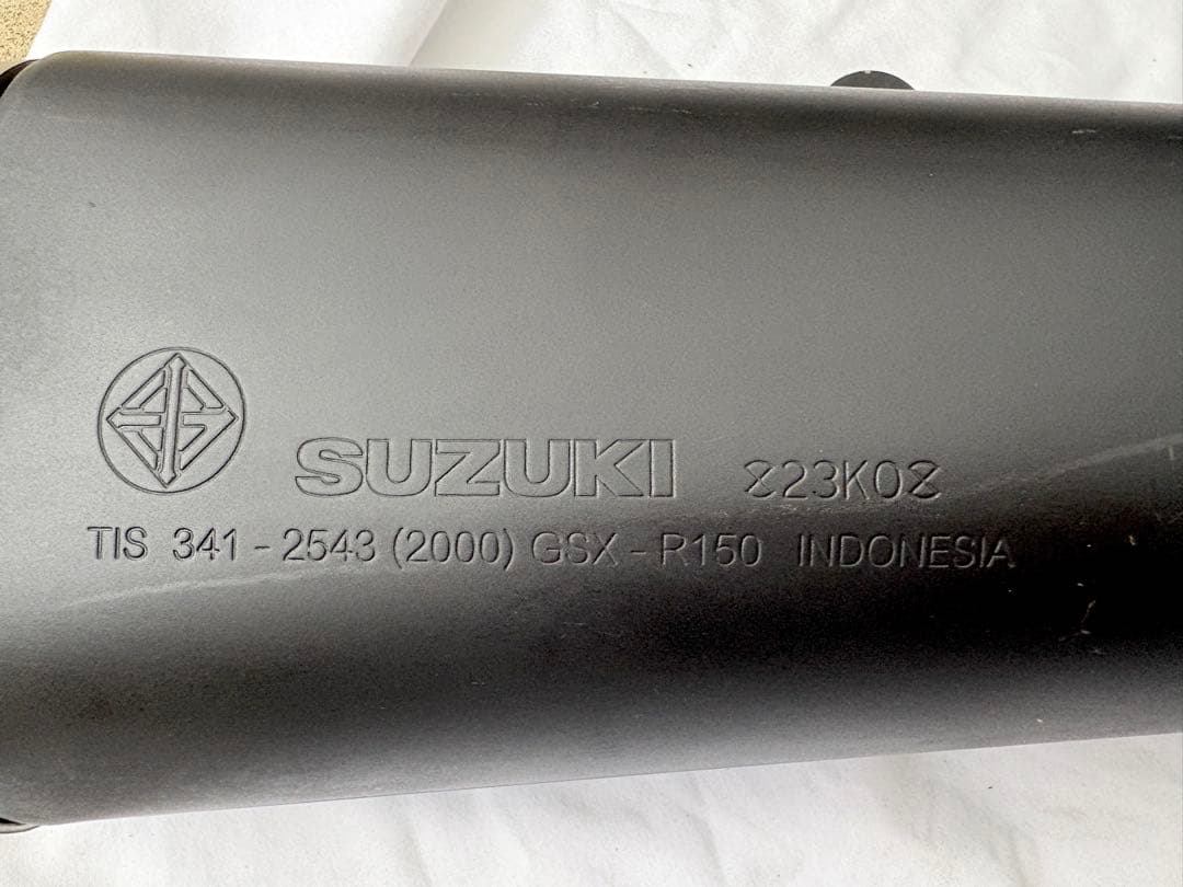 SUZUKI GSX-R150 新車外しノーマルマフラー　GSX-R125などに