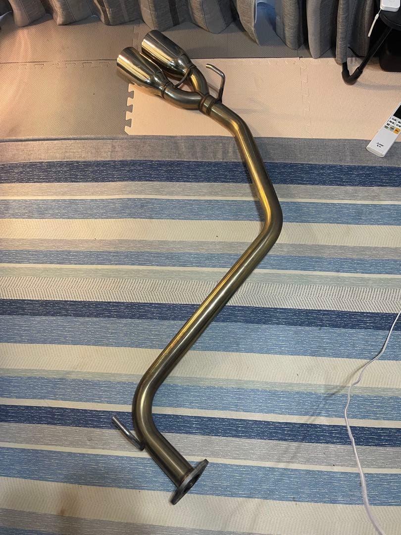 c25 セレナ　リバース　タイコ無し　マフラー