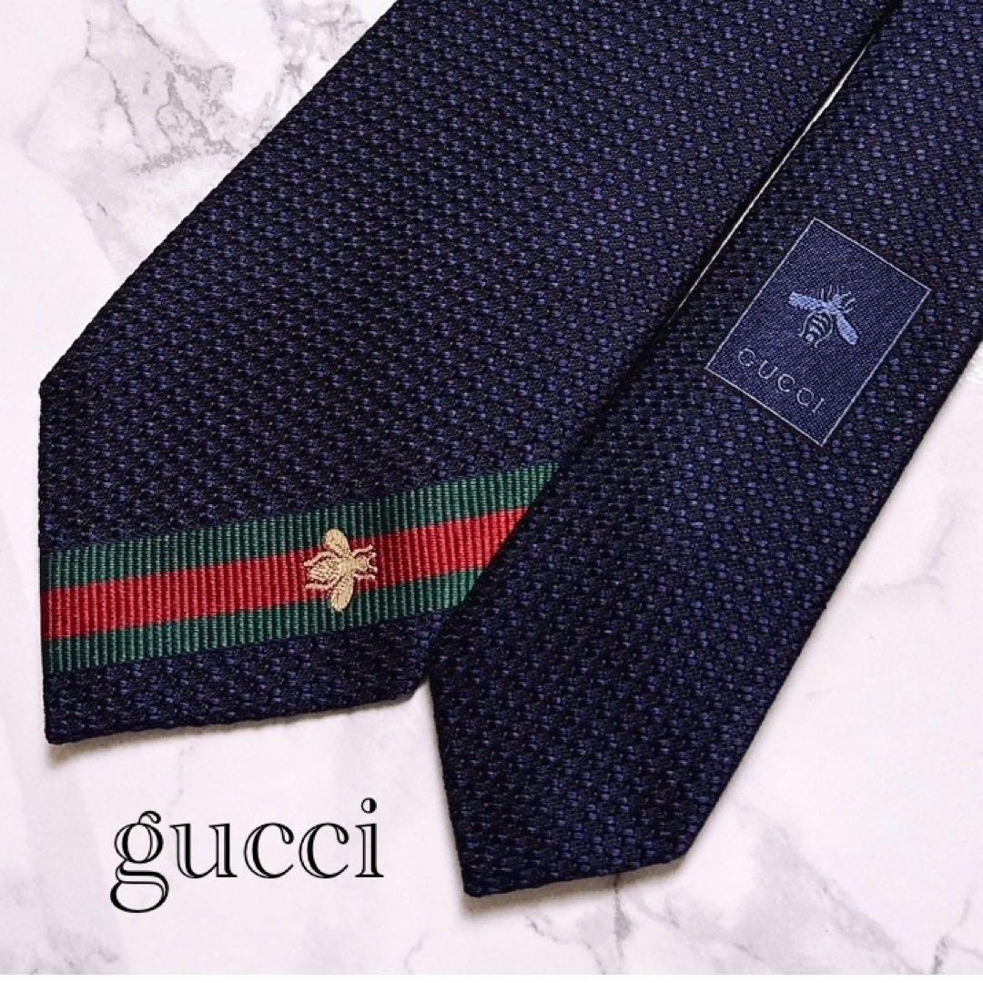 ♡極美品♡Gucci グッチネクタイ　ナロータイ　現行タグ　蜂　シェリーライン