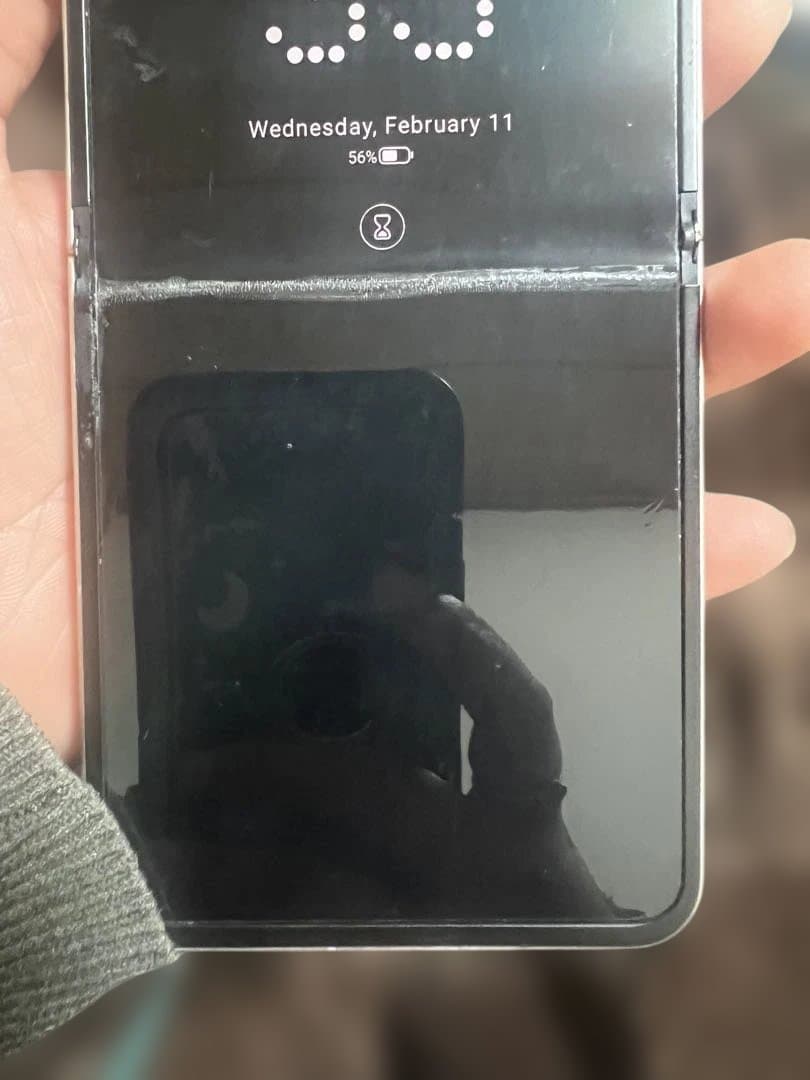 ZTE リベロ フリップ ゴールド 折りたたみ式スマートフォン