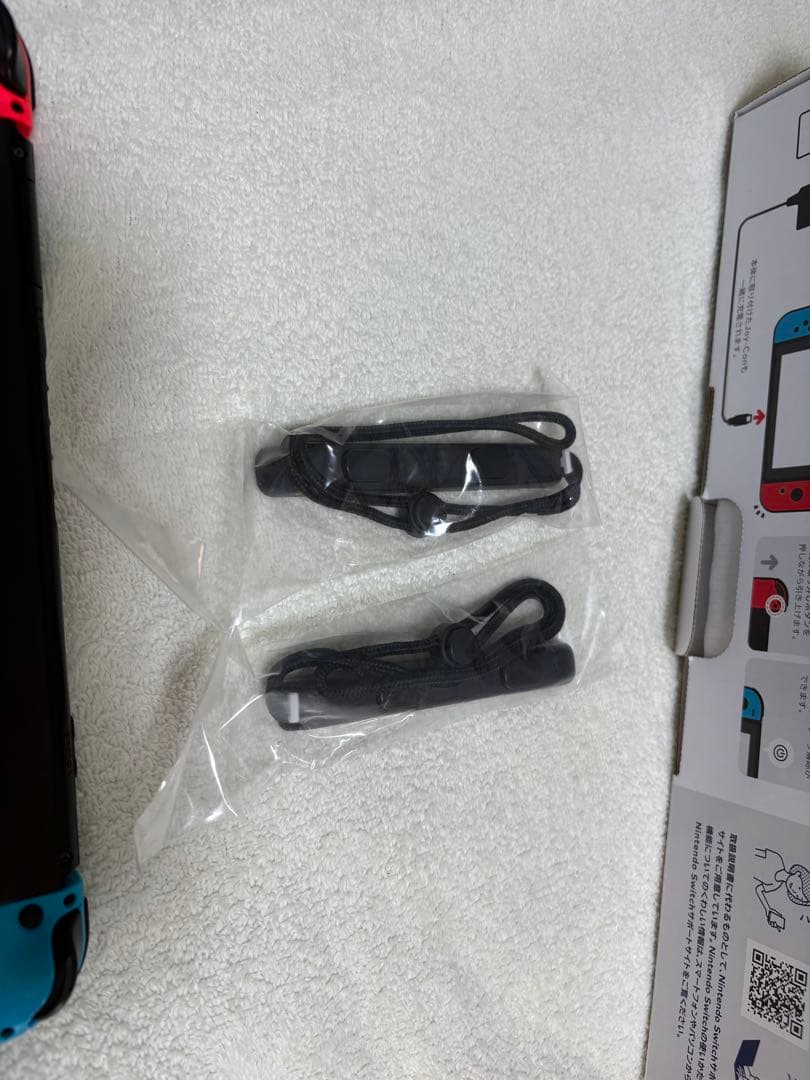 Nintendo Switch 本体 青/赤 ➕Joy-Con2本付き