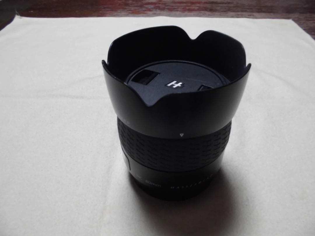 HASSELBLAD HC 80mm f2.8 ショット数 1098 フード他