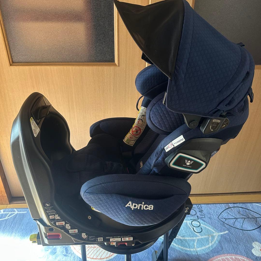 【美品】Aprica フラディアグロウ プレミアム 360 セーフティ