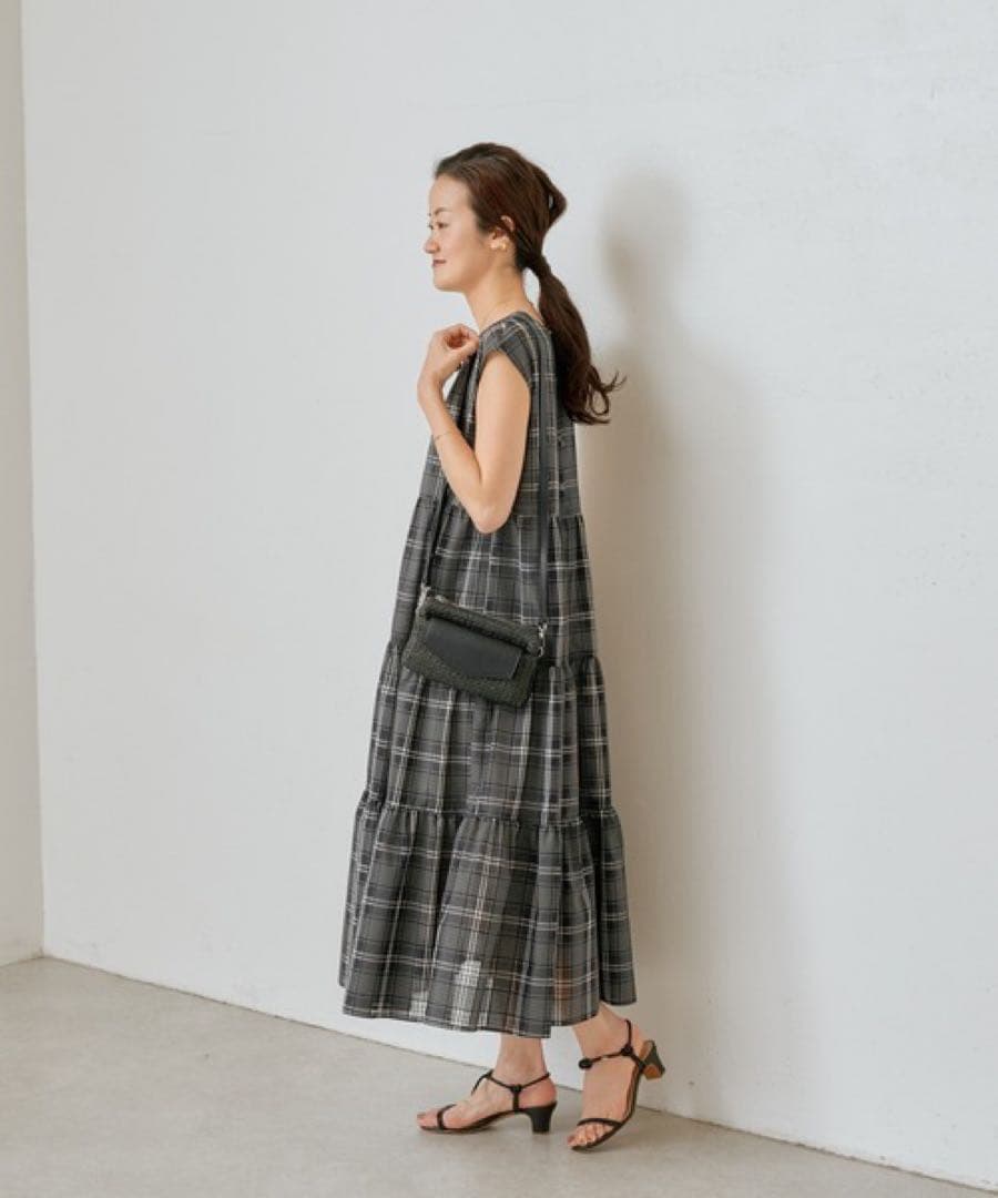 ✨定価3万円✨新品　ビアズリー　シアーチェックティアードワンピース　ロング　F
