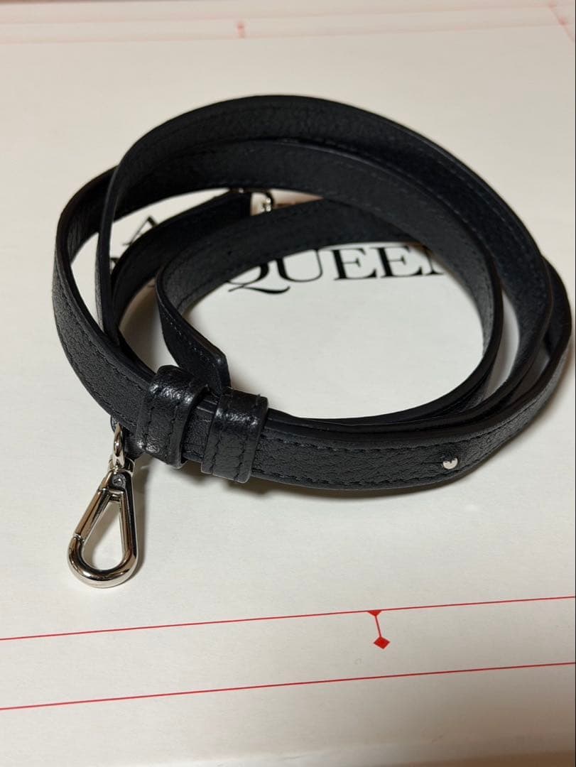 Alexander Maqueen Tバー　2way ショルダーバッグ