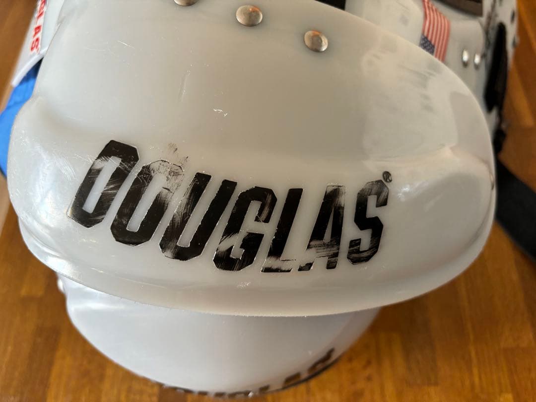 アメフト防具　DOUGLAS（ダグラス）　ショルダーパット　Sサイズ