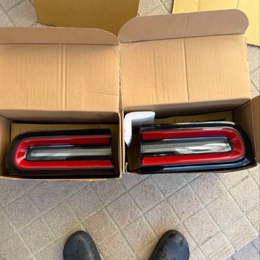 ダッヂ チャレンジャー テールランプ テール シーケンシャルウィンカー 後期