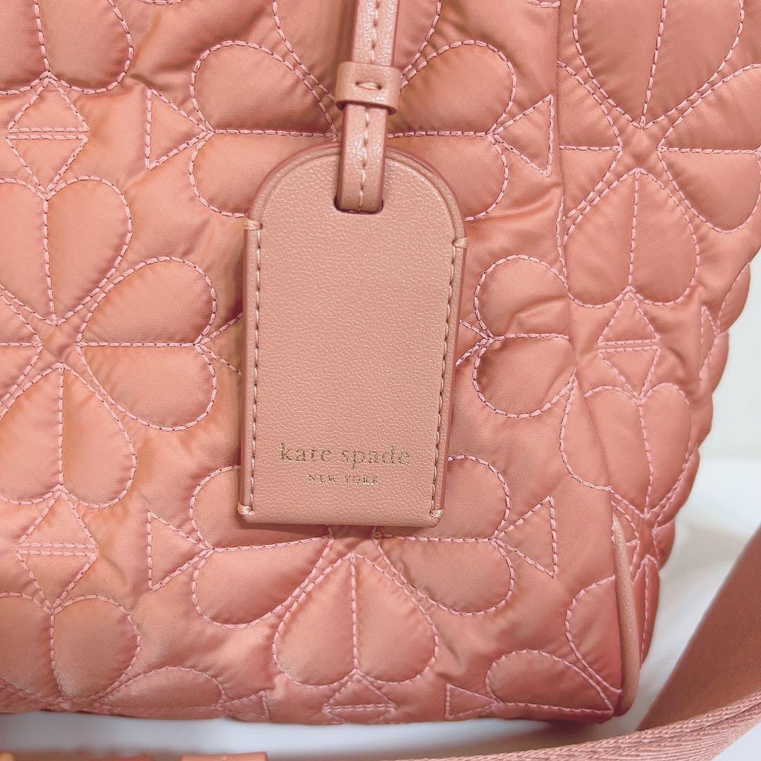 ケイトスペード ティリーキルテッドスモール トート コスメティックピンク