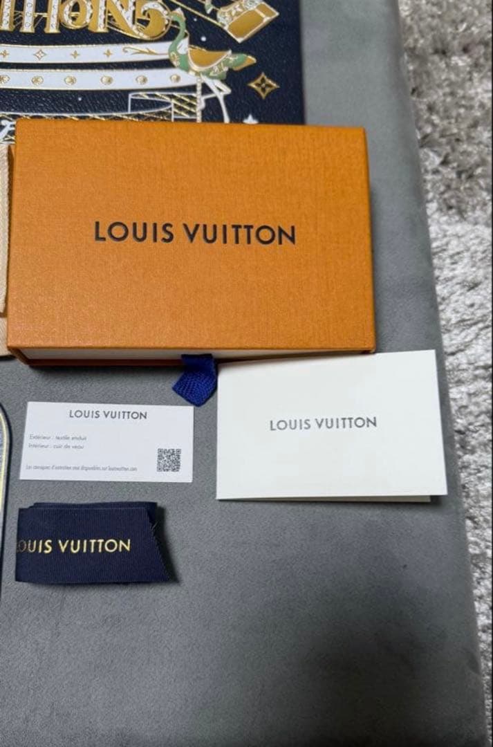 カルト・マグネット ルイヴィトン