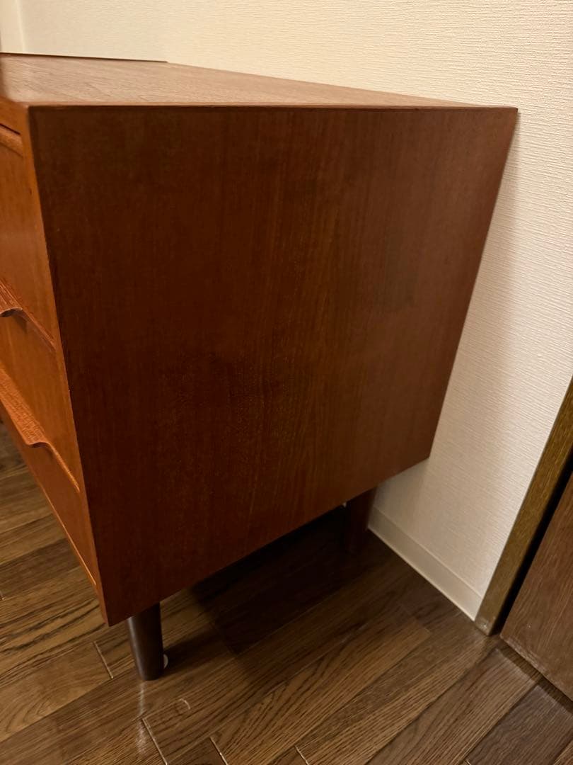 北欧家具　デンマーク　ヴィンテージ　チェスト