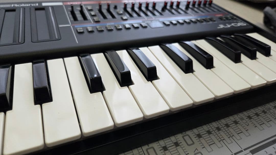 鍵盤楽器 Roland Boutique JU-06 + K-25M