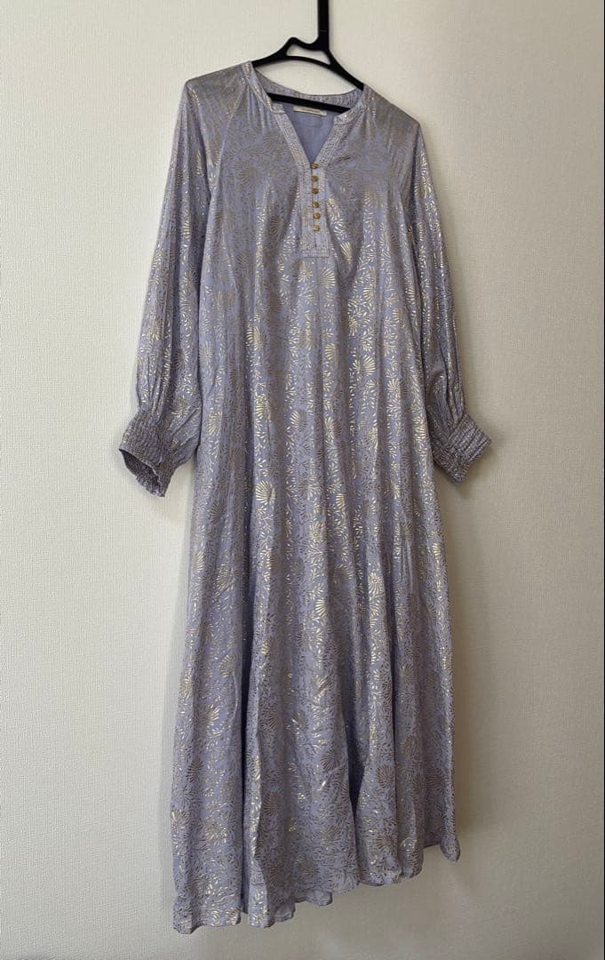 ne Quittez pas ゴールド箔プリントアラベスク柄　パープル　ヌキテパ