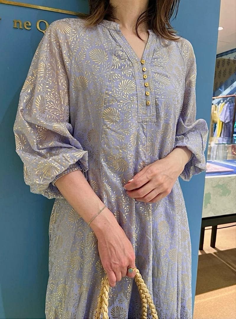 ne Quittez pas ゴールド箔プリントアラベスク柄　パープル　ヌキテパ