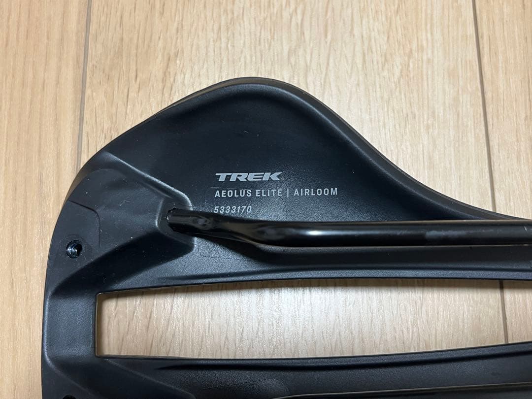 Trek Aeolus Elite AirLoom サドル