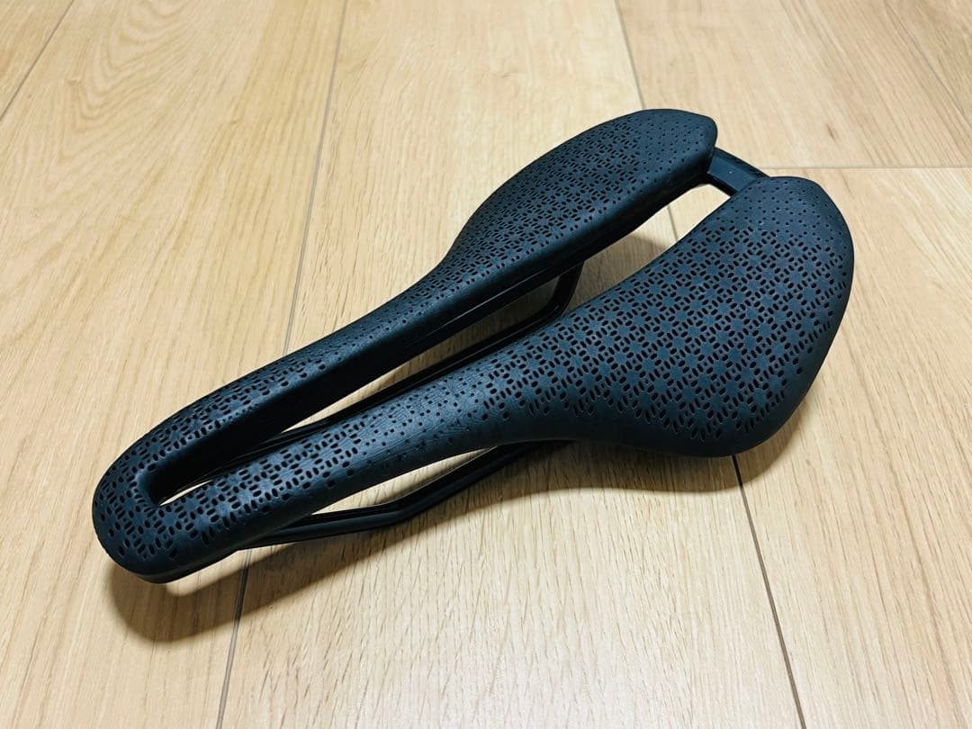 Trek Aeolus Elite AirLoom サドル