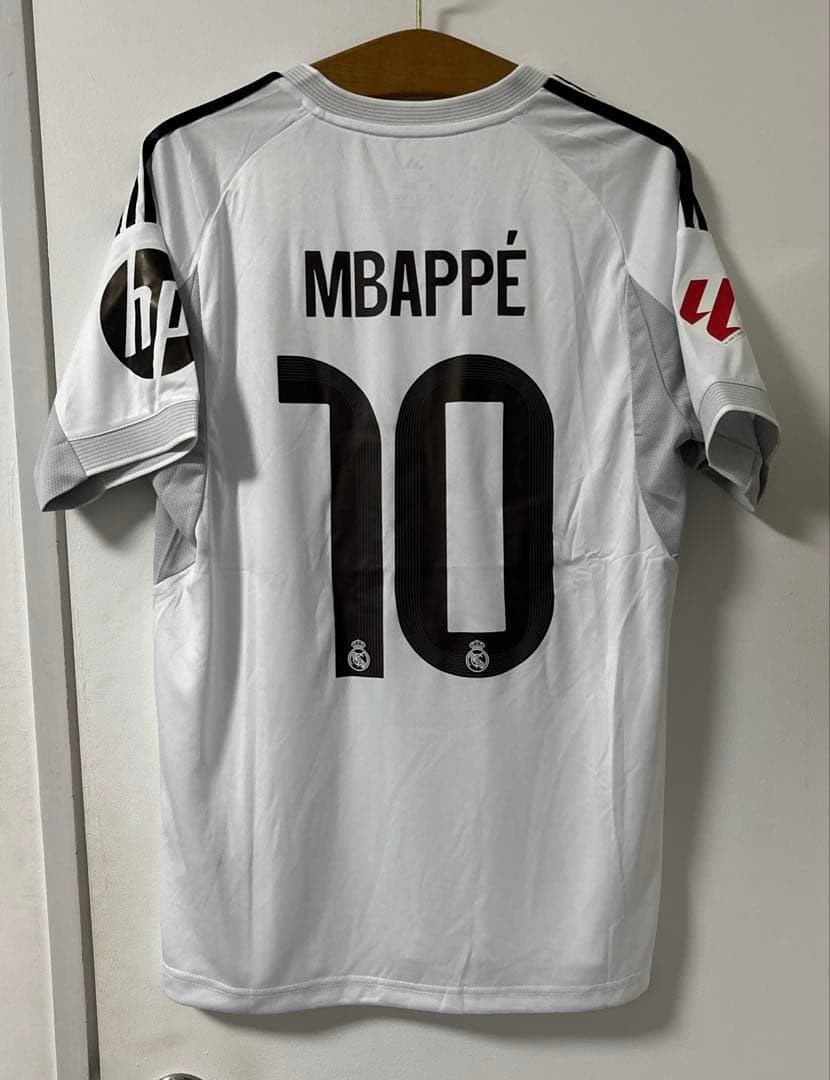 【新品未使用】レアル・マドリード キリアン・エムバぺ10 Mサイズ