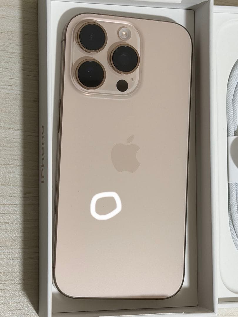 【美品】iPhone 16pro デザートチタニウム128GB