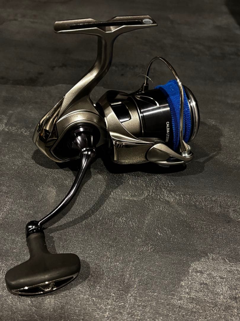 リール Tomo Ishi DAIWA 25CALDIA LT2500