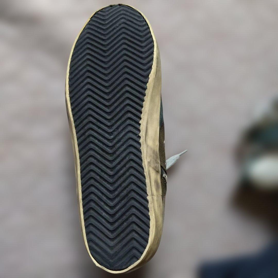 お値下げ中！！ゴールデングースカモフラージュ ハイカットスニーカー