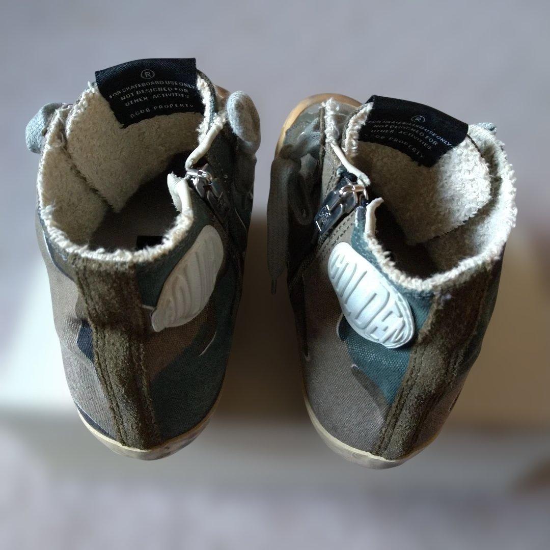 お値下げ中！！ゴールデングースカモフラージュ ハイカットスニーカー