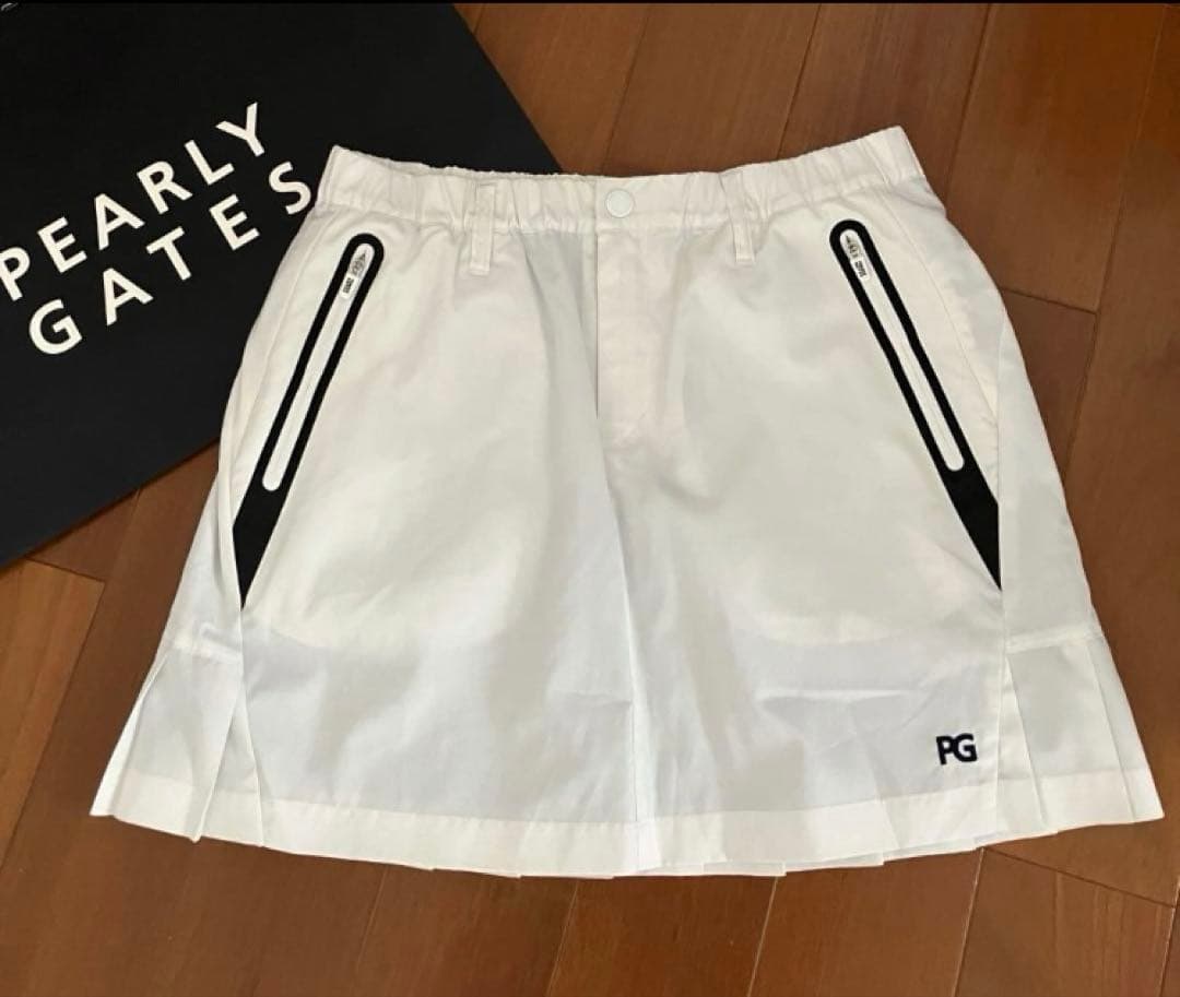 パーリーゲイツ　プリーツスカート　蓄熱　撥水　白　サイズ2