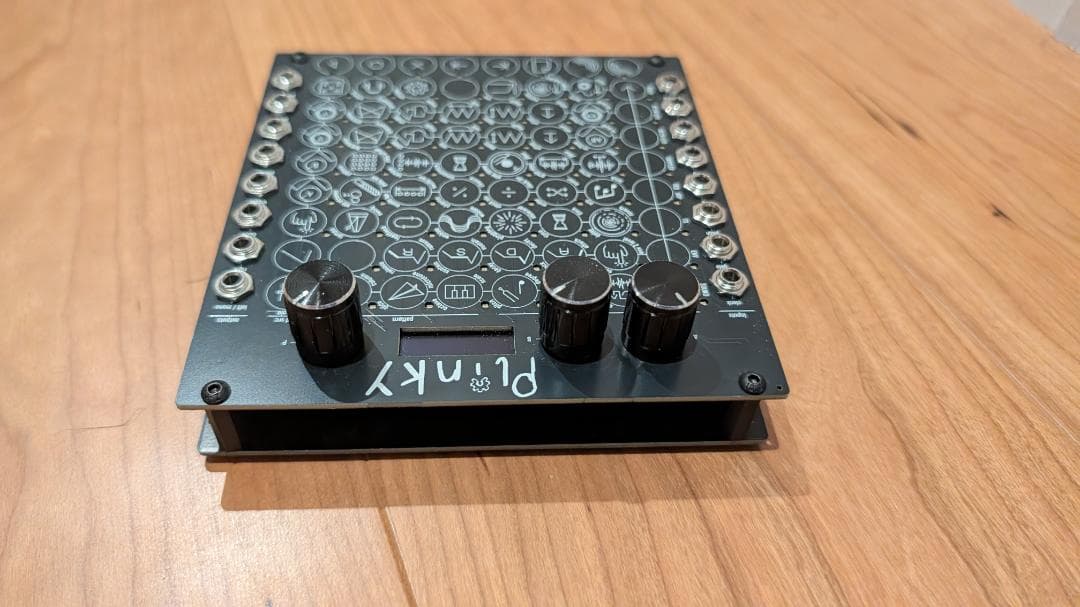 Plinky V3 モジュラーシンセ