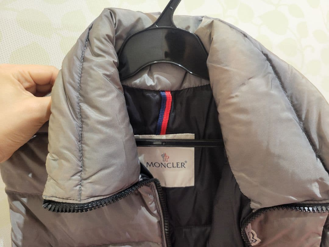 Moncler Gaelle Gilet グレー ダウンベスト