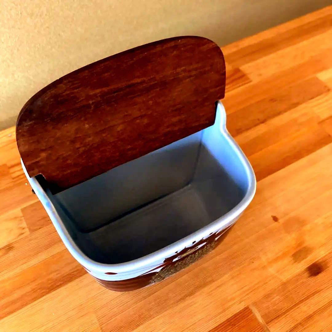 北欧ヴィンテージ食器 ロイヤルコペンハーゲン 　テネラの壁掛け　ソルトボックス