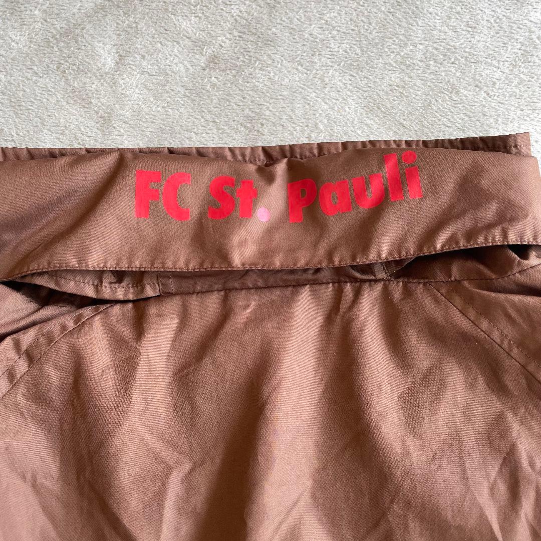 ザンクトパウリ　ウインドブレーカー