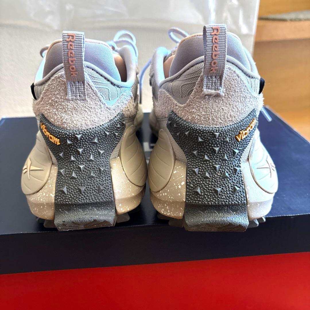 【美品】ジグ キネティカ 2.5 エッジ / ZIG KINETICA 防水