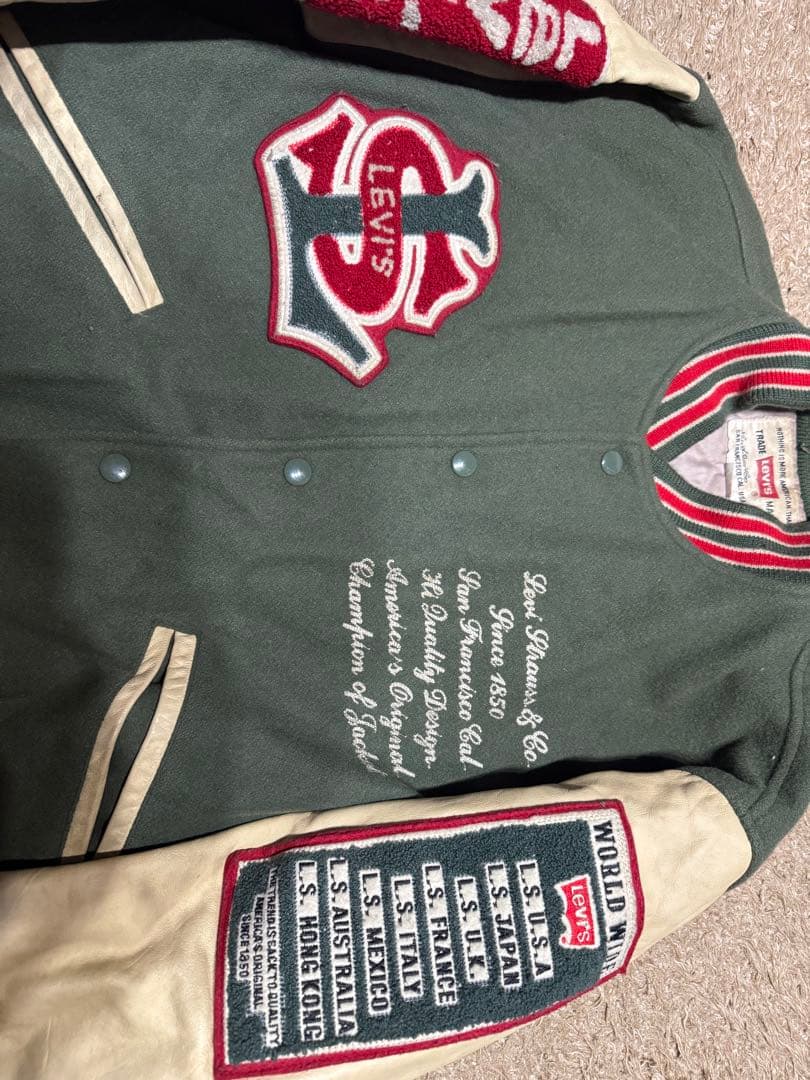 リーバイス LEVI'Sスタジャン　Lサイズ