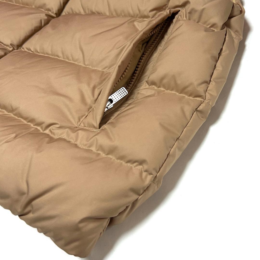 新品　XLサイズ　ナイキ　レディース　ダウンベスト ウィンドランナー　ベージュ