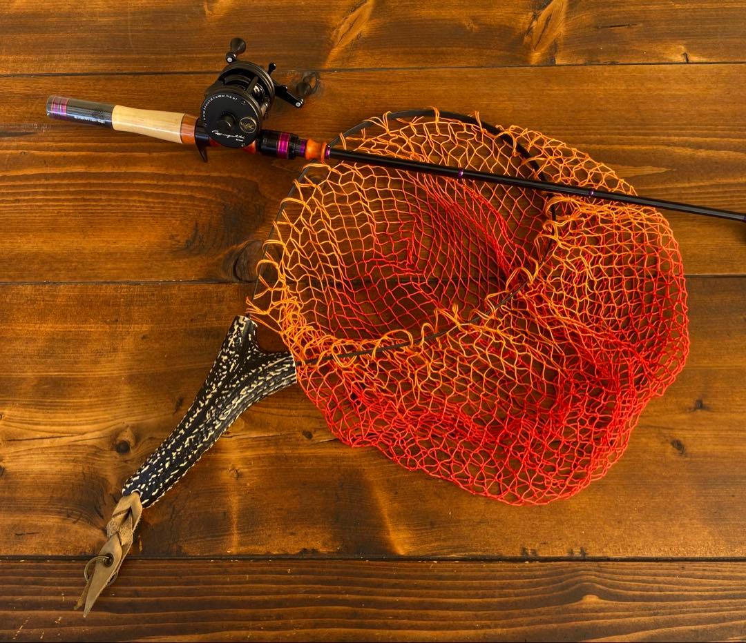 訳アリ　トラウトロッド　テレスコロッド　ウッドグリップ　ベイトロッド　カーボン製