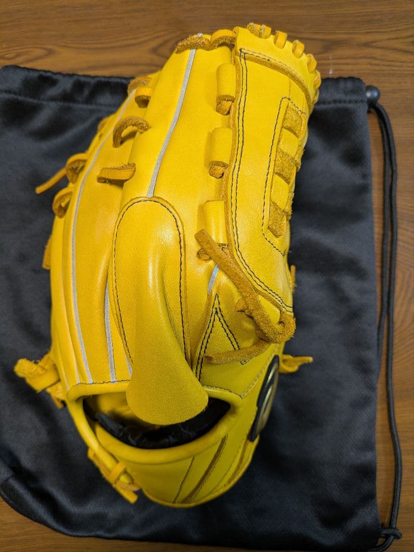 asics GOLD STAGE イエロー 軟式グローブ