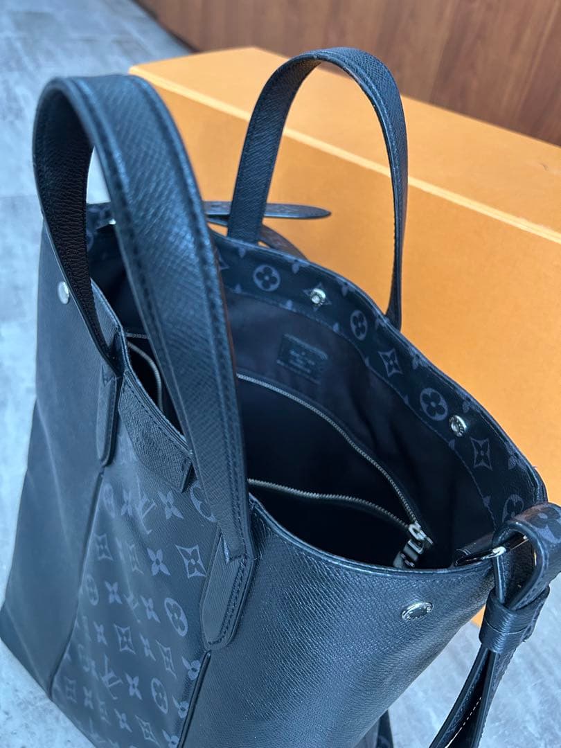 (正規品)LOUIS VUITTON ブラック エクリプストートバッグタイガラマ