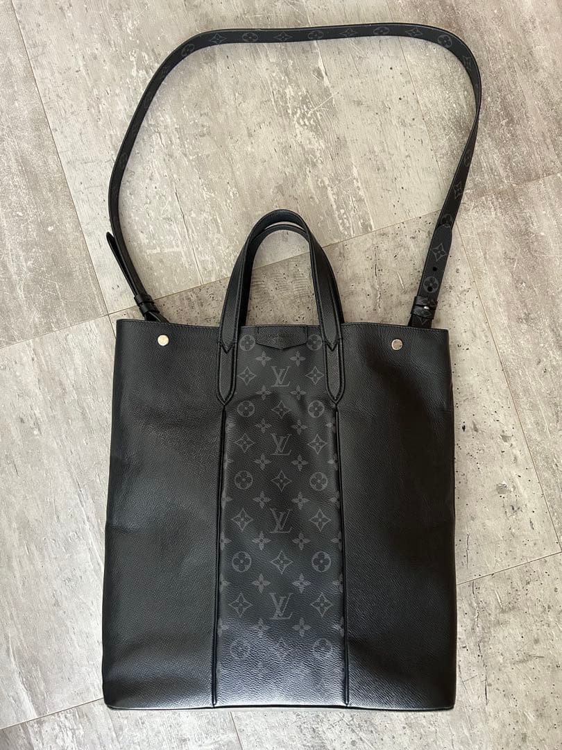 (正規品)LOUIS VUITTON ブラック エクリプストートバッグタイガラマ