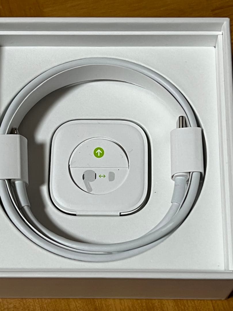 ヘッドホン AirPods Pro