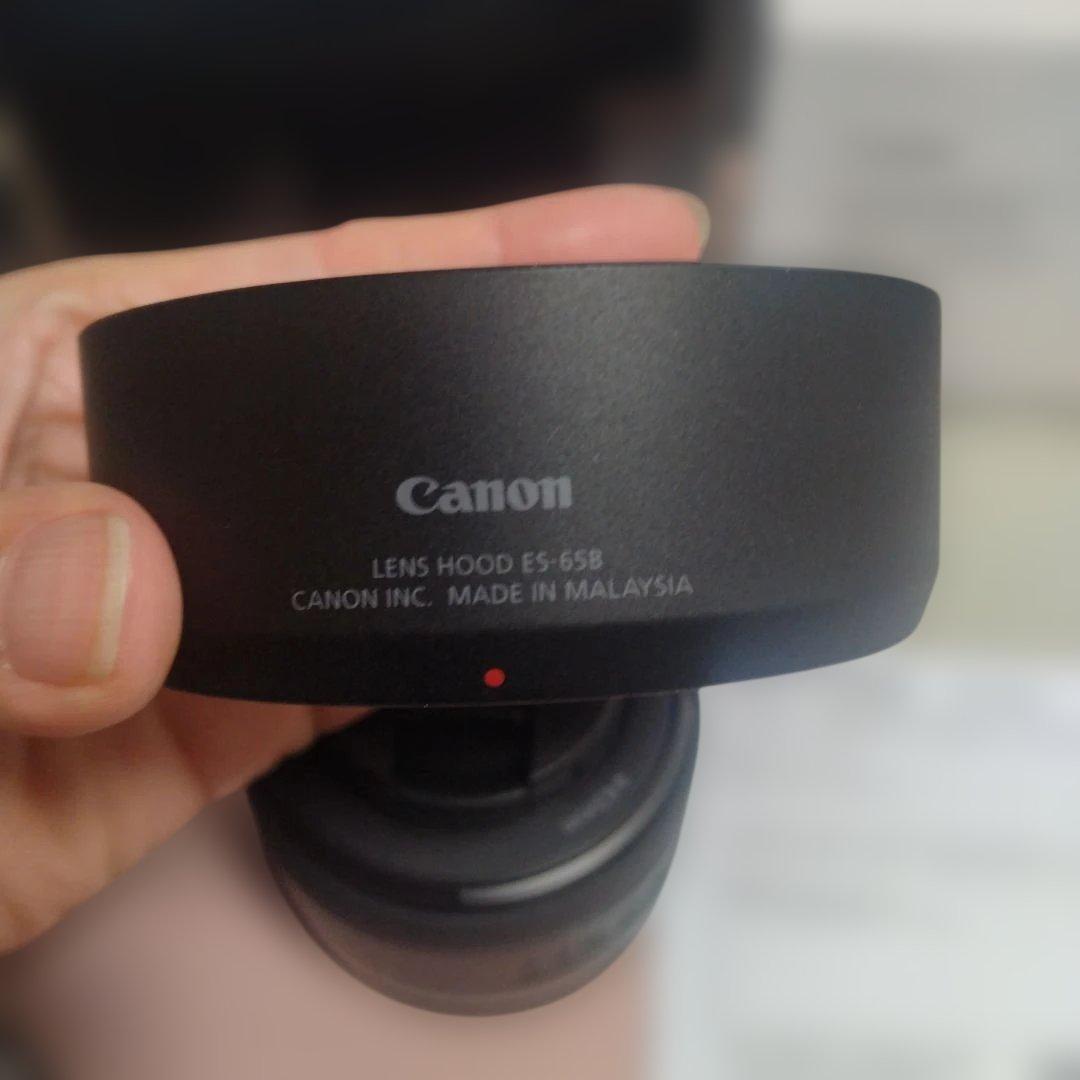 試し撮り程度ほぼ新品　Canon RF50mm F1.8 STM　純正フード付き