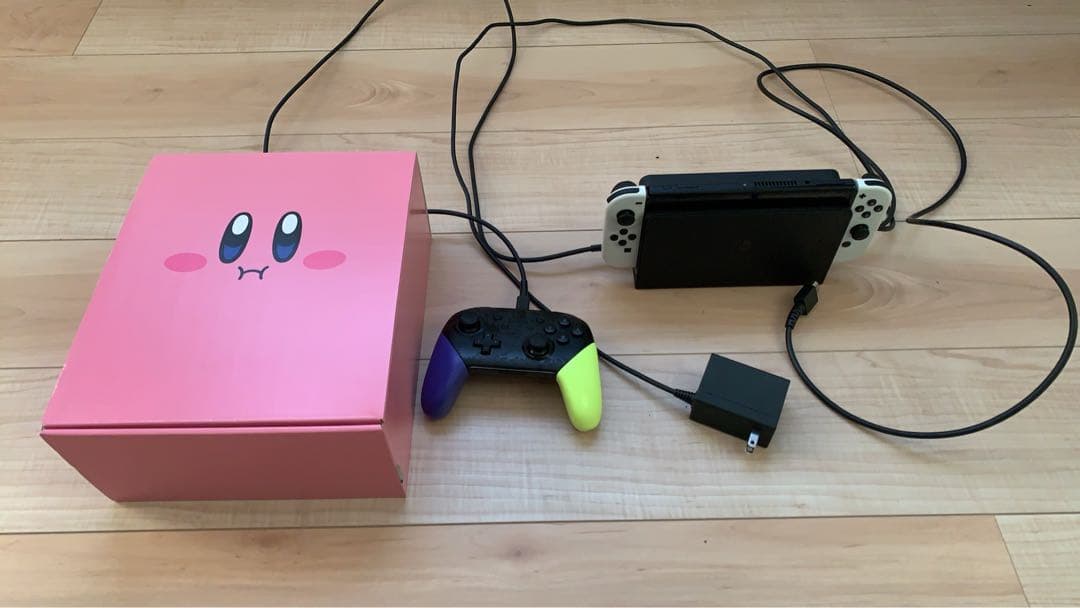 Nintendo Switch (OLEDモデル) ピンク値下げ