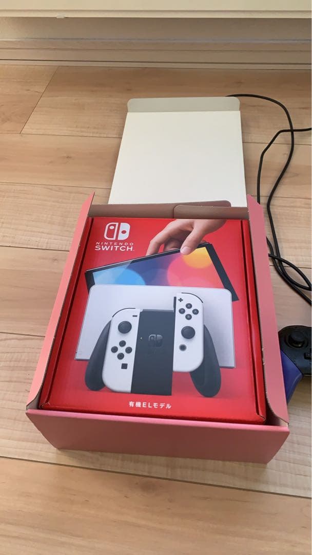 Nintendo Switch (OLEDモデル) ピンク値下げ