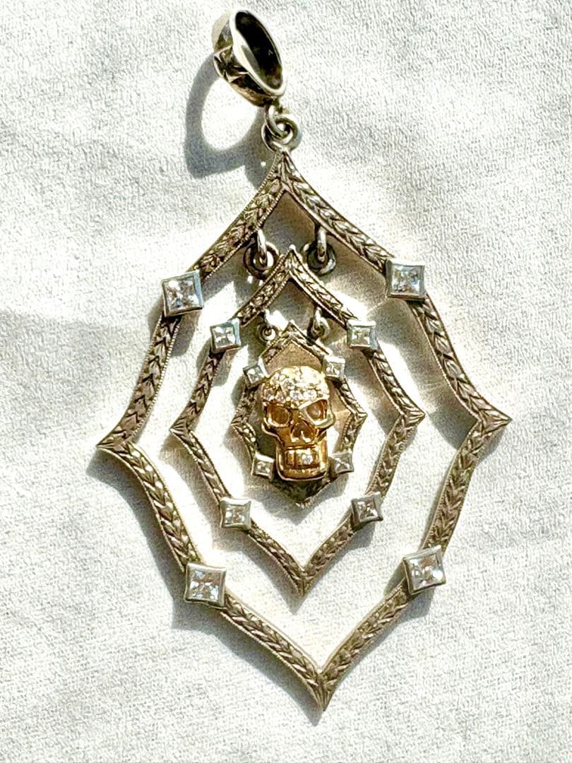 ローリーロドキン　スパイダーウェブ スカル ペンダントLoree Rodkin