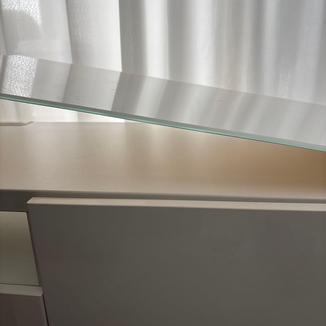 【美品】IKEA ガラス天板付　テレビ台 キャビネット　ベストー　鏡面