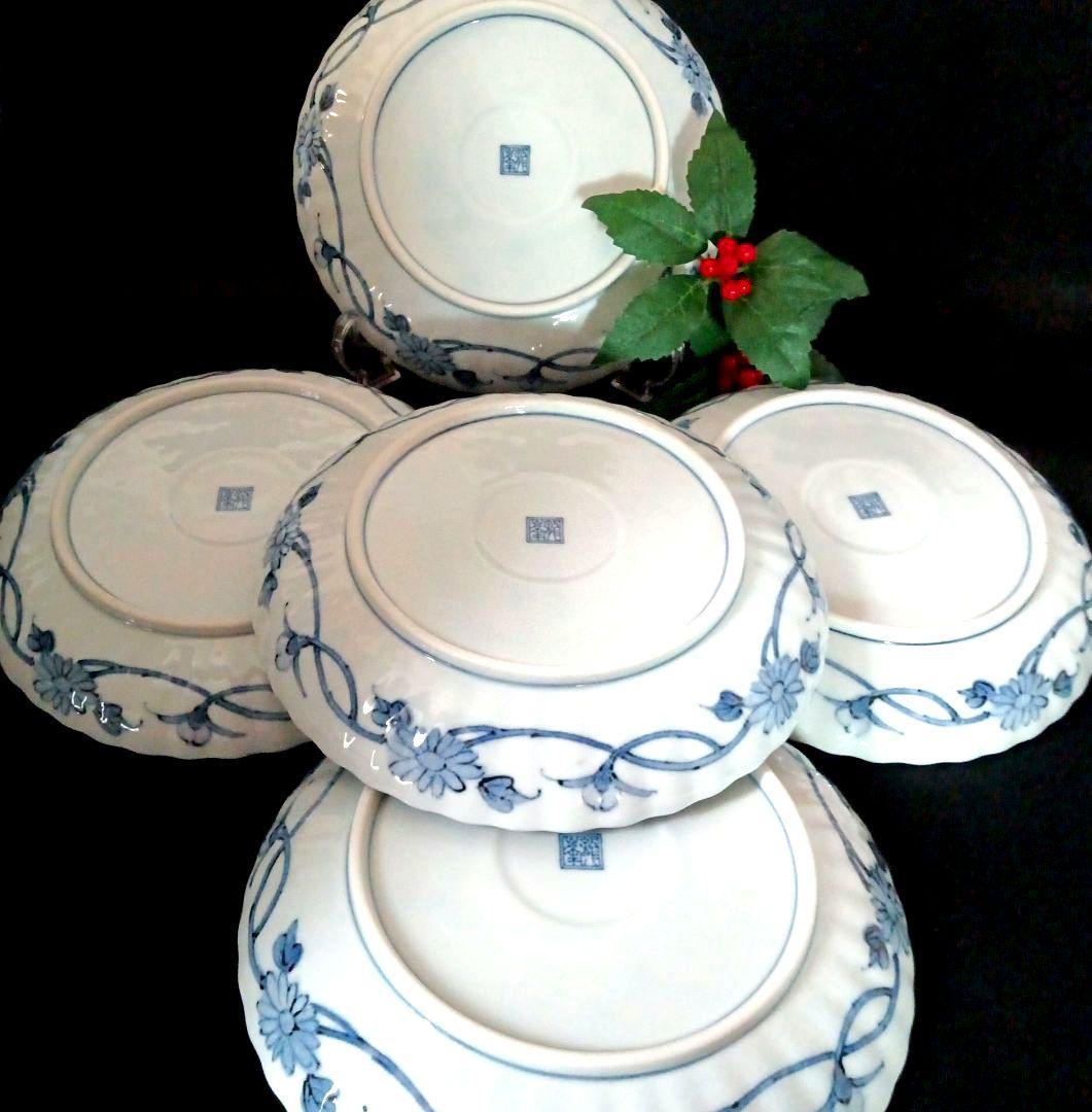 美濃焼　龍峯窯　輪花　古伊万里　金彩祥瑞花丸紋　中皿 19cm 5枚