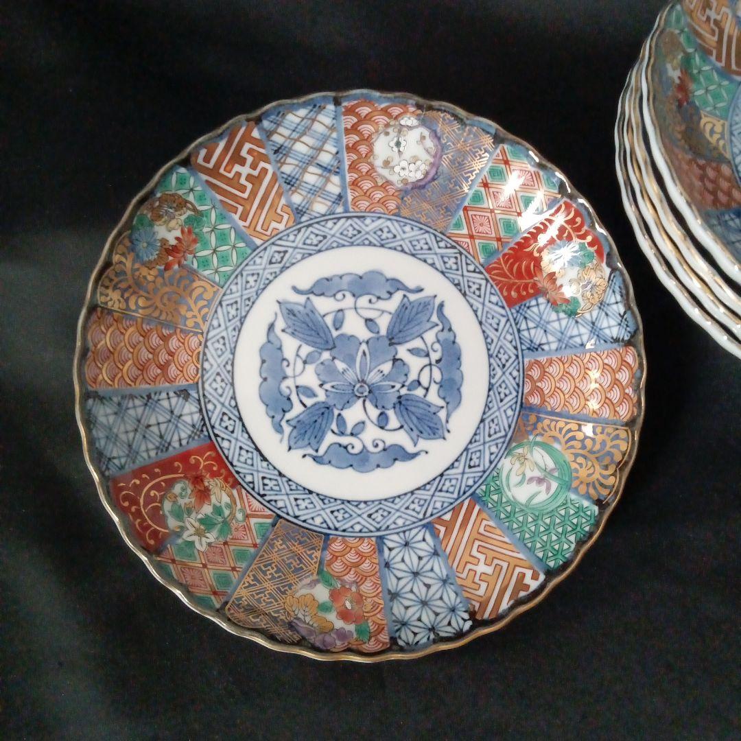 美濃焼　龍峯窯　輪花　古伊万里　金彩祥瑞花丸紋　中皿 19cm 5枚