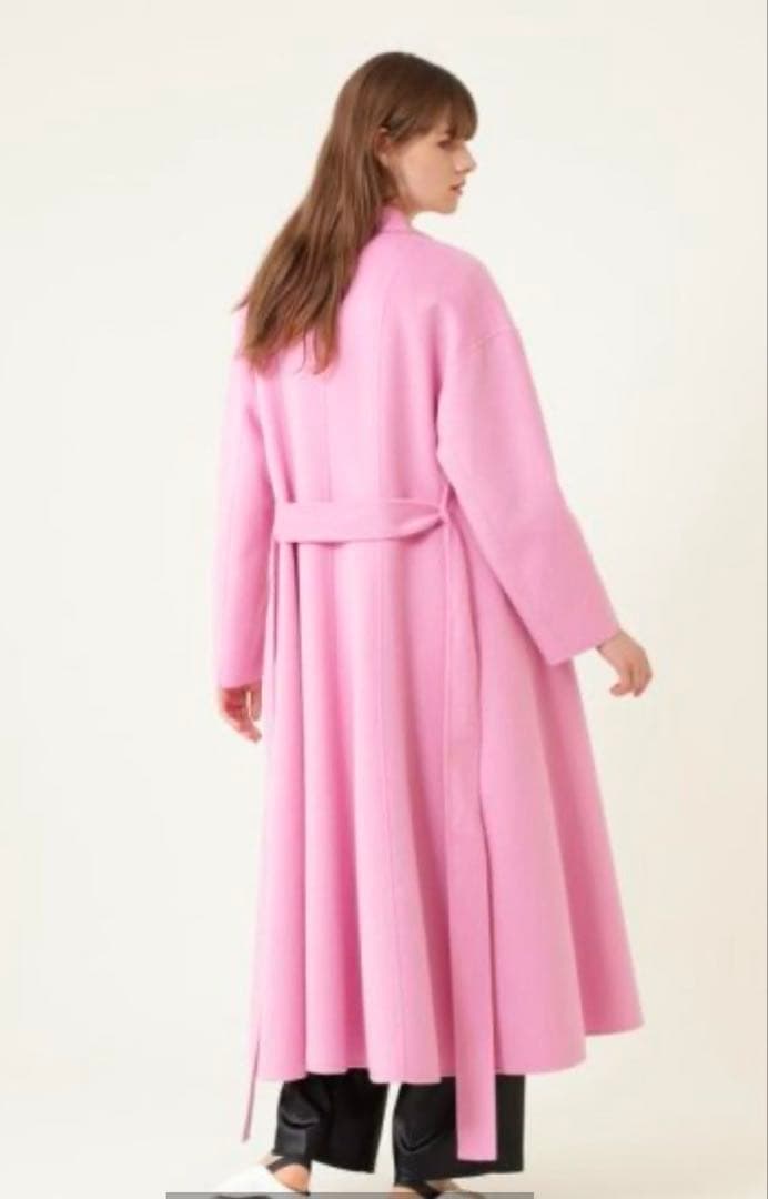 未使用タグ付きLE PHIL ライトリバーコート