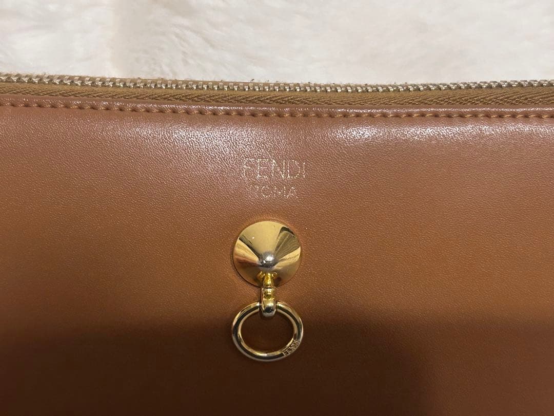 FENDI バイザウェイ　ラウンドファスナー　ブラウン 長財布 保存袋付き
