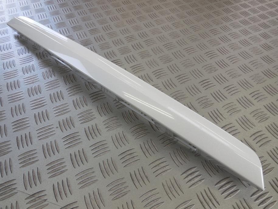 新品　130系 マークX GRMN　純正 リアガーニッシュ　黒 or パール