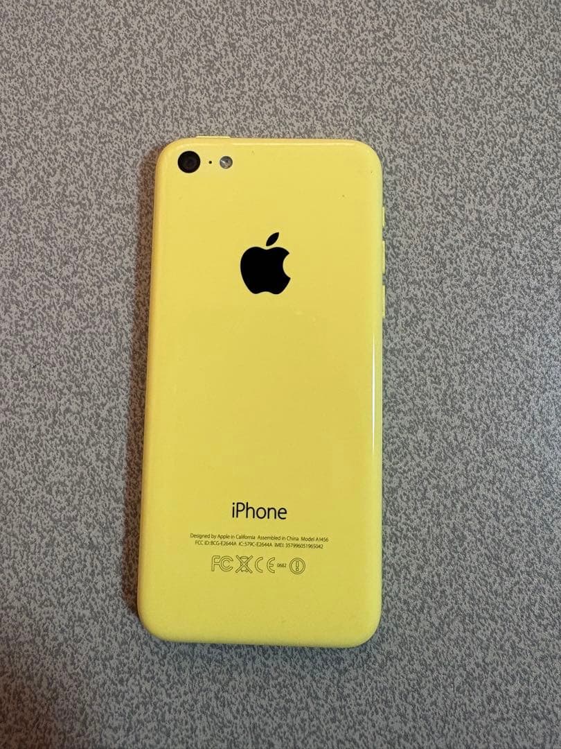 iPhone5cイ16GB、SEロ16GBセット