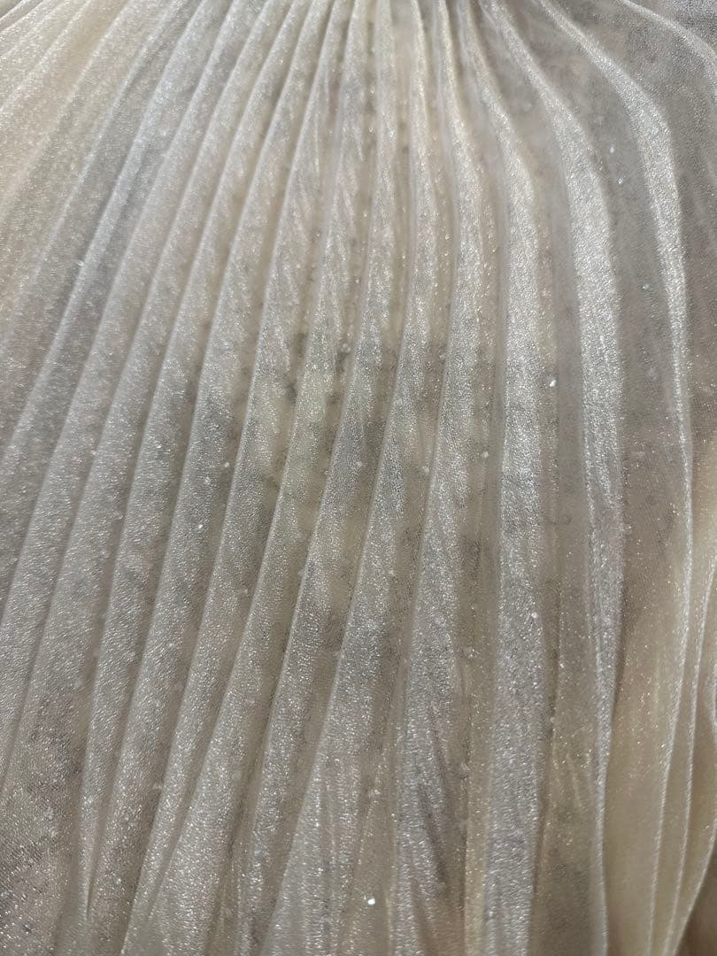 ★要プロフ確認★あなばら いづみ様 スパンコール装飾のシルバー系ドレス